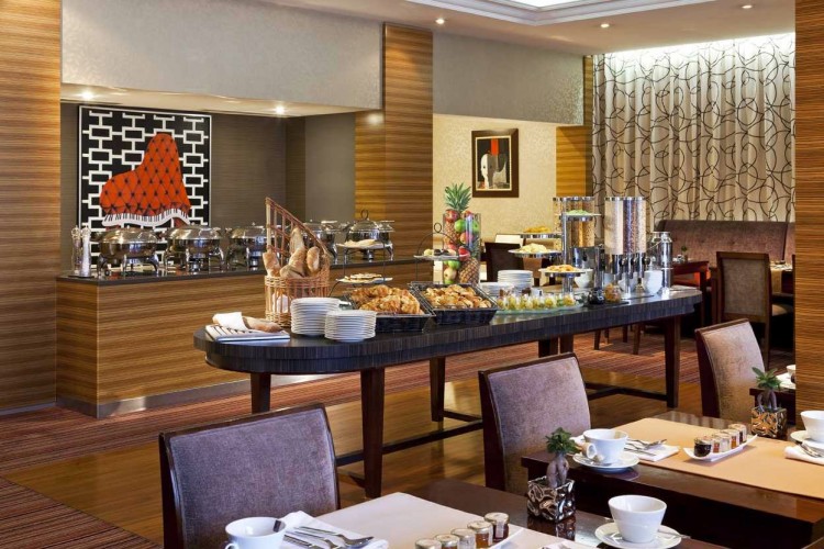 longevity-coaching-laurent-erasme-formation-HOTEL-buffet